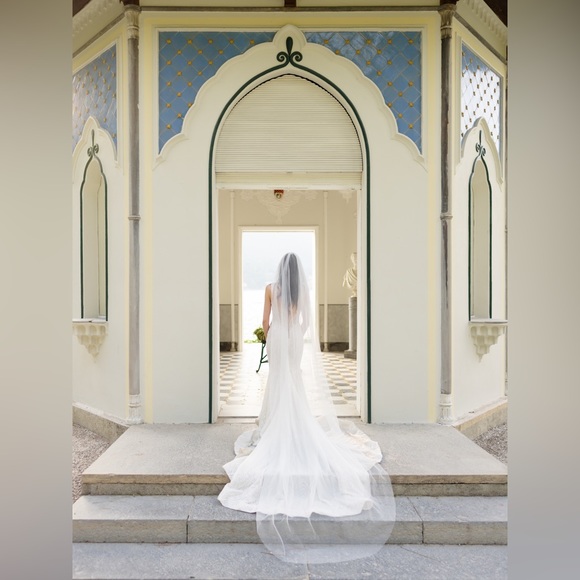 Pallas Couture “Bellamy” inspired wedding dress - Picture 5 of 10